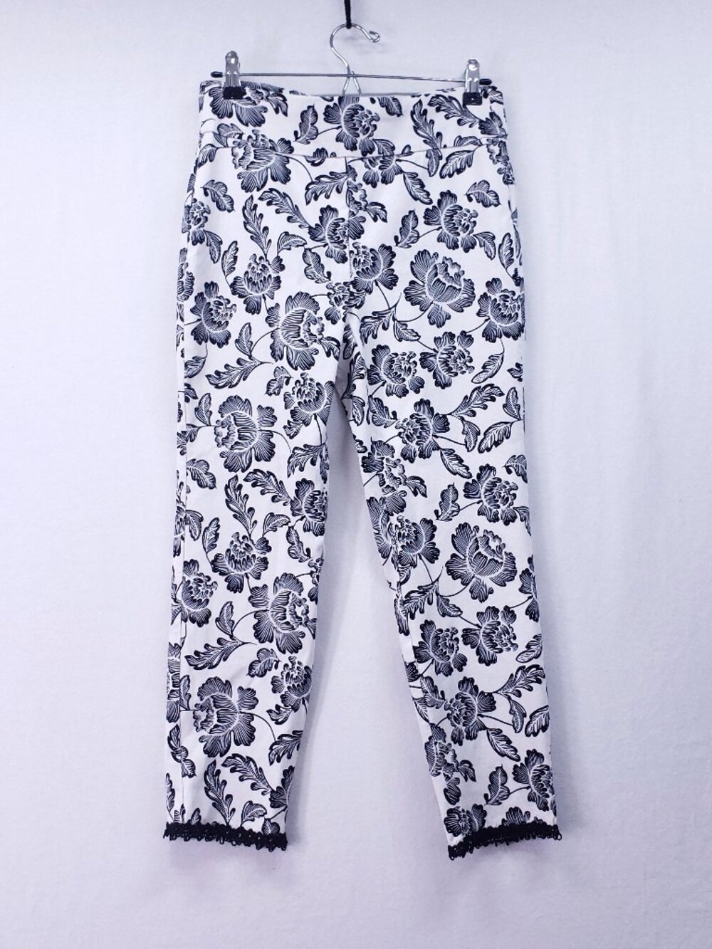 PHILOSOPHY Petite Straight Leg Pants Size M Beach Vacation Floral Classy Chic